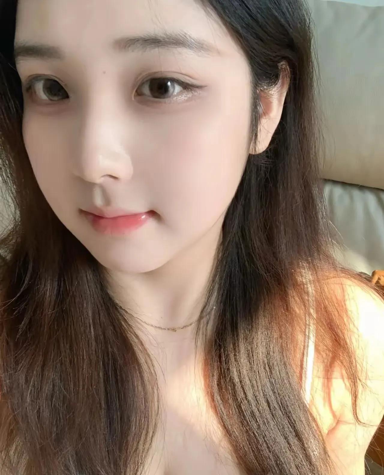 男人的反差，可以让女人的荷尔蒙爆发，女人的反差，可以让男人的多巴胺爆炸。为什么大