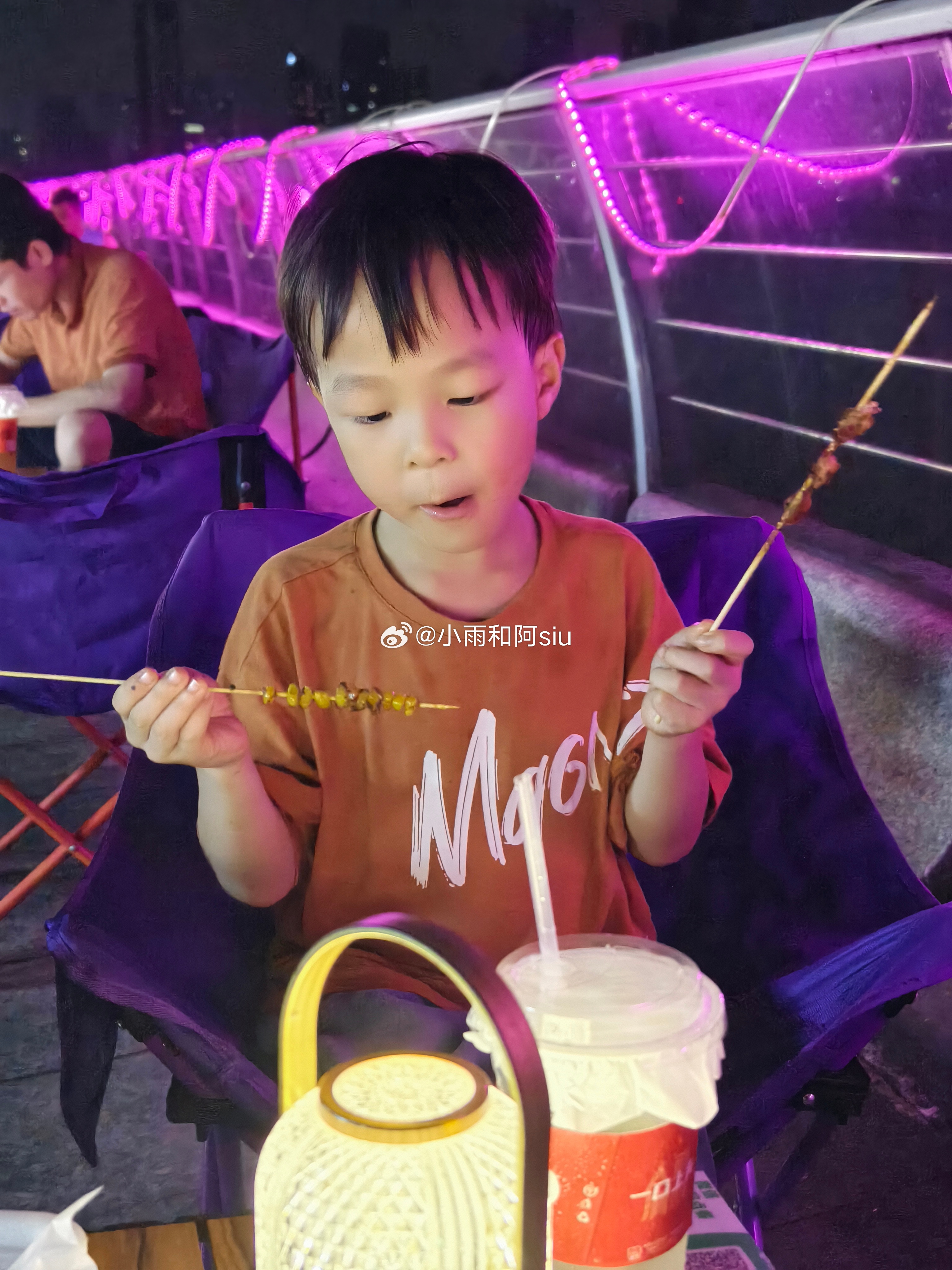 享受了一把独生子的快乐[哈哈] 全世界都知道中国人放假了 ​​​
