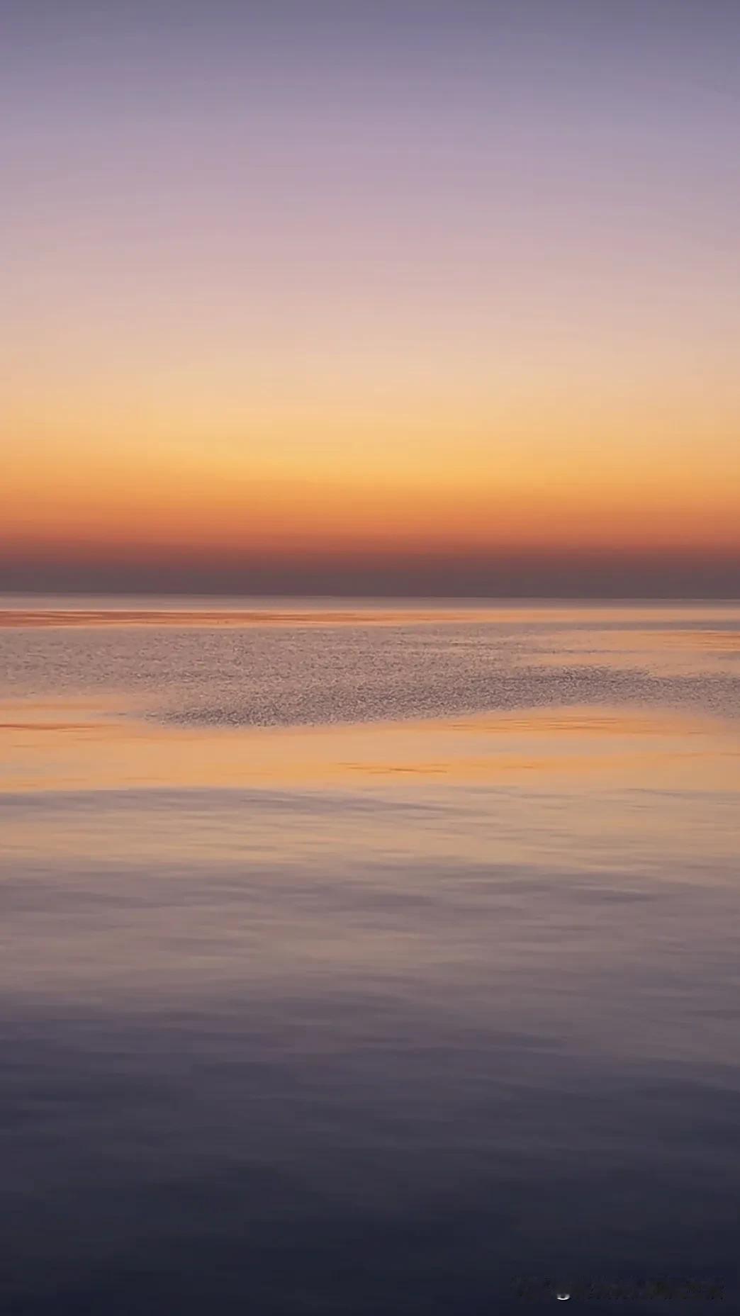 分享一张你拍的海滩最优美的海边风景。