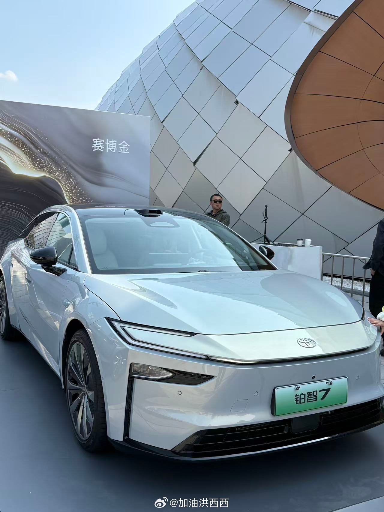 姐妹帮我去发布会现场集齐了7款颜色的铂智7，你们觉得哪个颜色最好看？铂智7 铂智