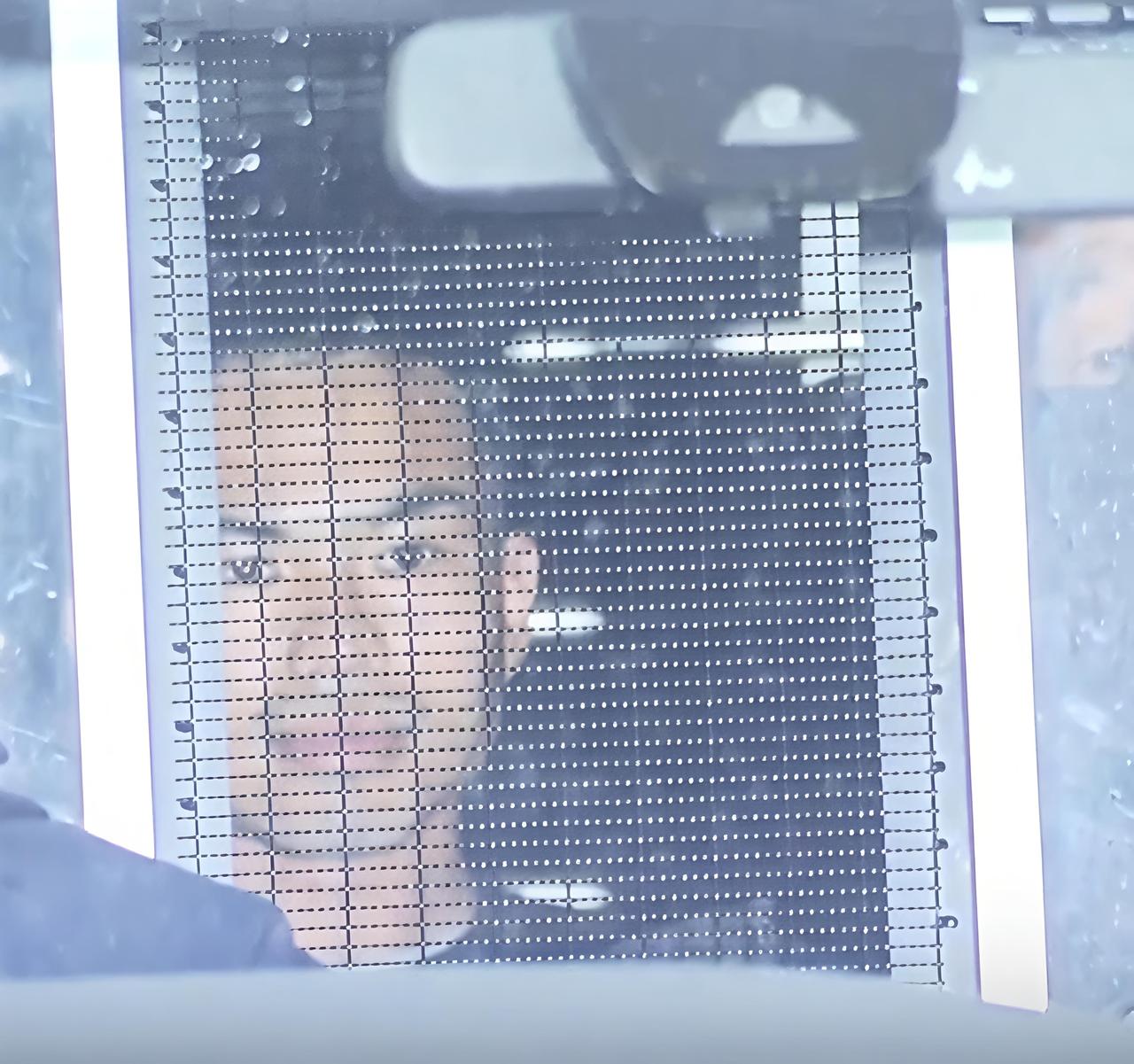 村田晃大图像公开-持械侵略中国使馆
3月26日《日本新闻网》公开了警方逮捕入侵我