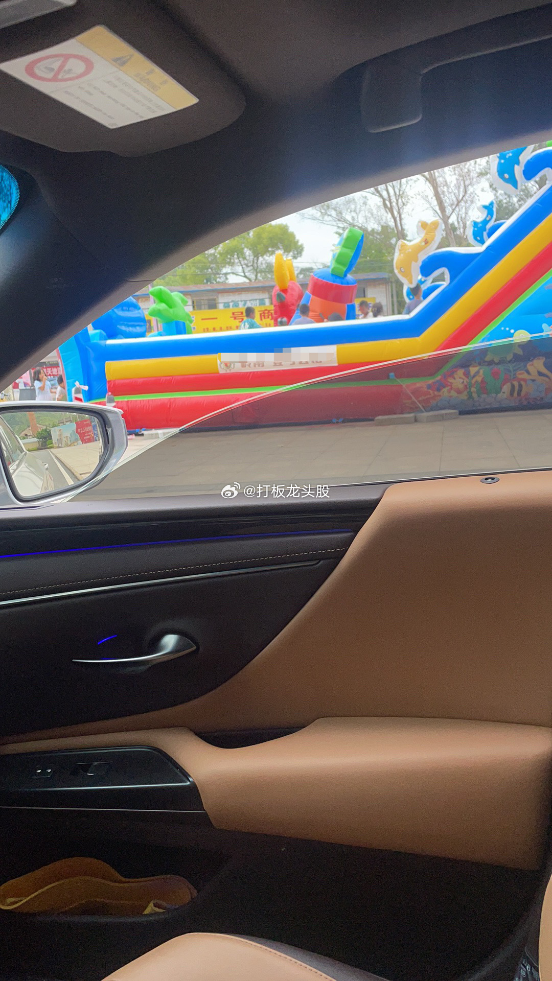 我的一位朋友说，原来加92号汽油的汽车，如果你加了95号油，汽车的动力明显提升了