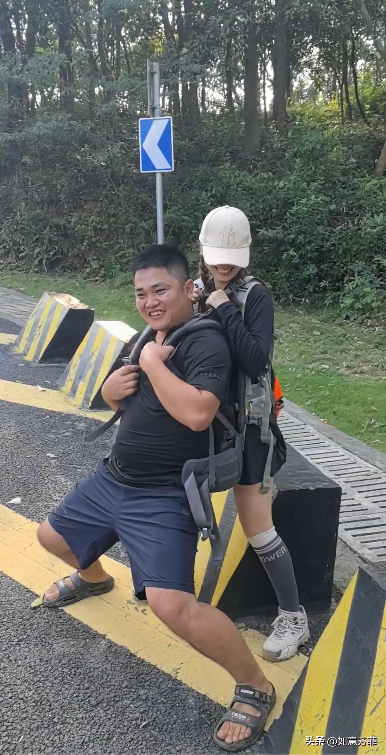 在这个快节奏、充满功利的社会里，偶遇一场温暖人心的“英雄救援”，似乎成了一种奢侈