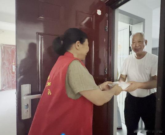 衢州微单元养老稳稳托起银龄幸福晚年 一顿热饭、一句“今天怎么样”、一次电视修好—