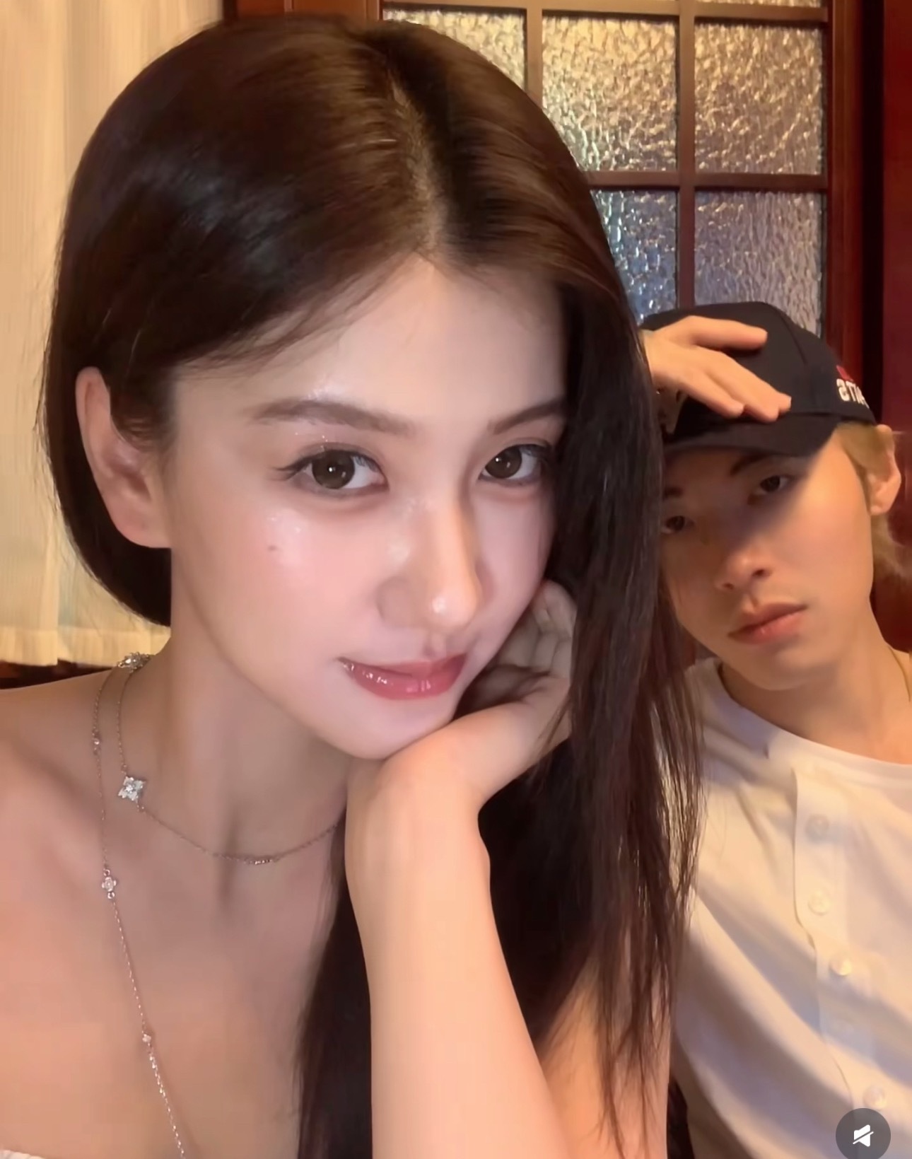 幸福！ICE和女友秀恩爱！ICE
