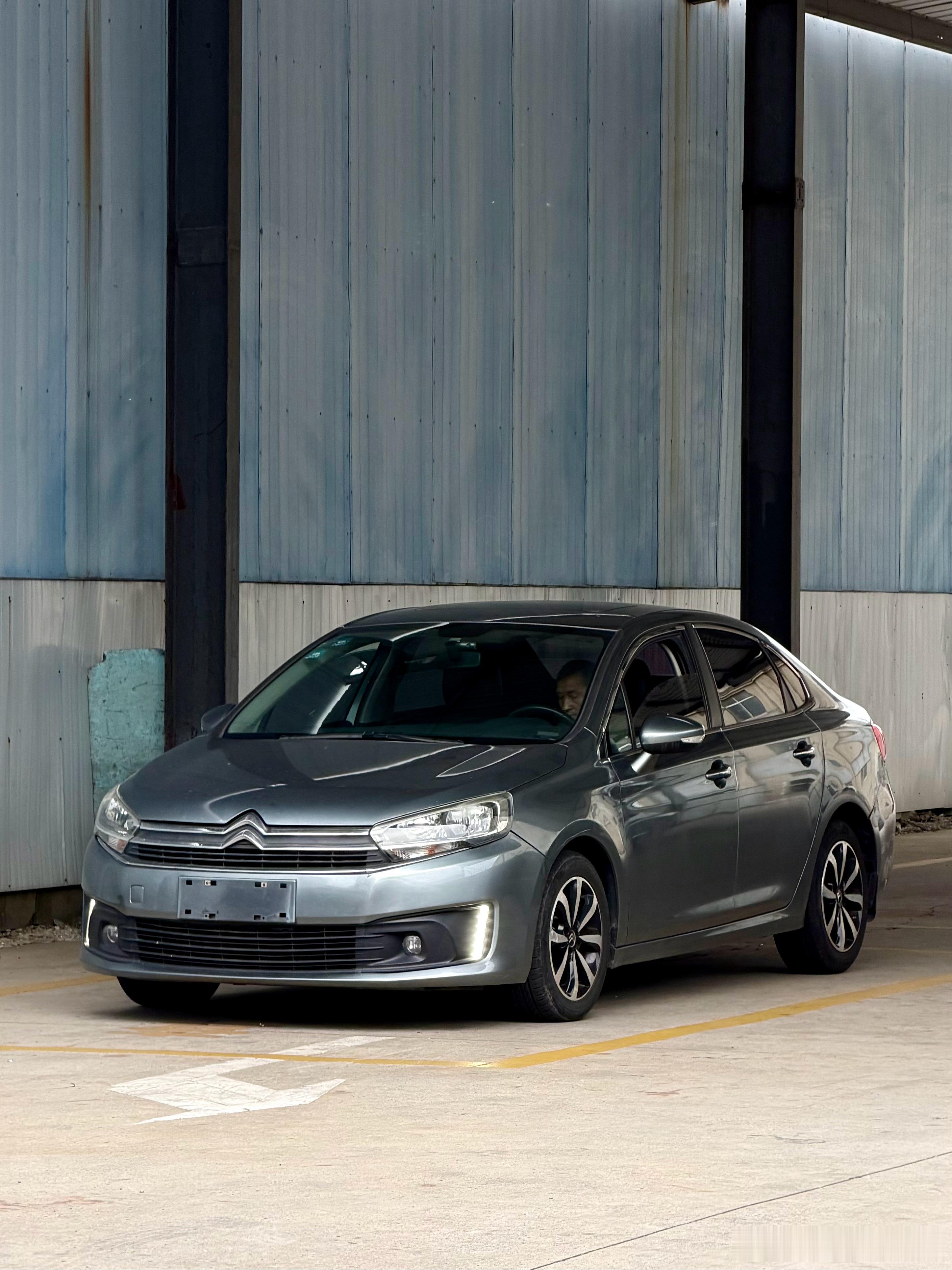 这个c4l世嘉也卖了，服役深圳一呼一吸，跟我做没错，卖车就像呼吸一样简单[dog