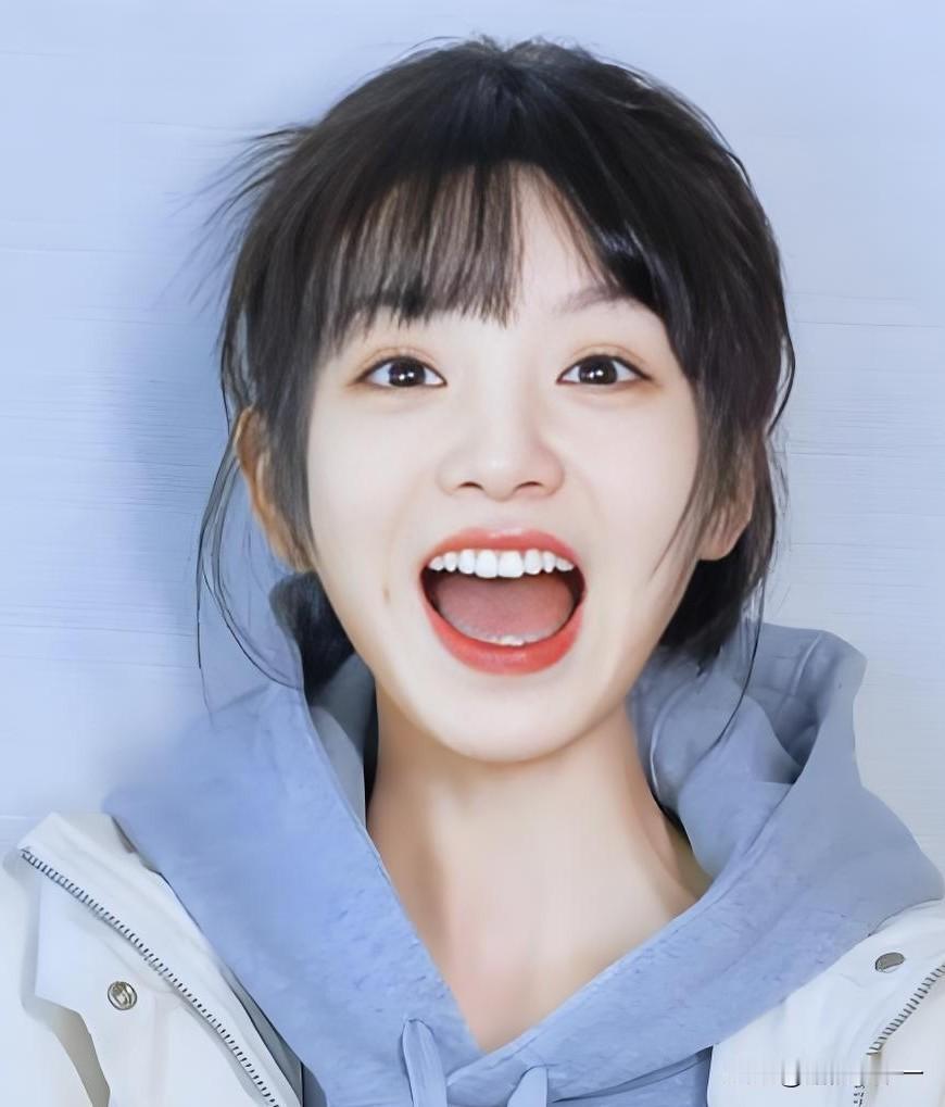 演李茜这演员田曦薇，

我发现她身上有个挺玄学的地方，

就无论她演什么剧和谁一