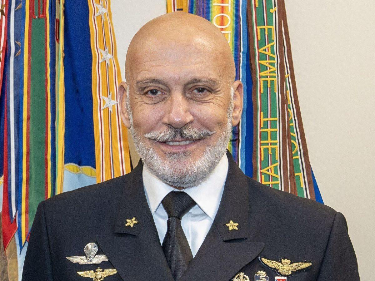 【热点评述】北约军事委员会主席公开呼吁停止战争，尽快谈判。这意味着什么？
北约军