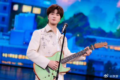 元宵晚会 好看我们很好这首歌适合艾特老同学 听完《我们很好》已经忍不住在朋友圈艾