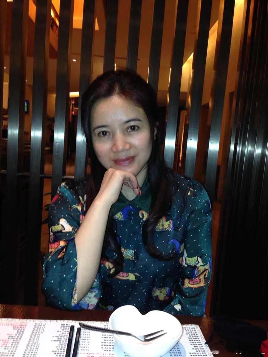 全世界最最最好无敌好的老妈节日快乐[兔子] ​​​