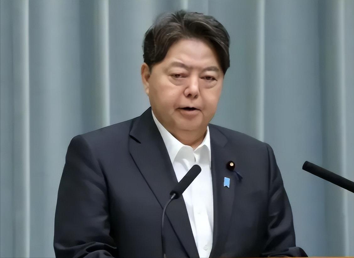 日媒：日方谴责中国网民“侮辱昭和天皇”，要求中方给个说法！[凝视]

几段AI生