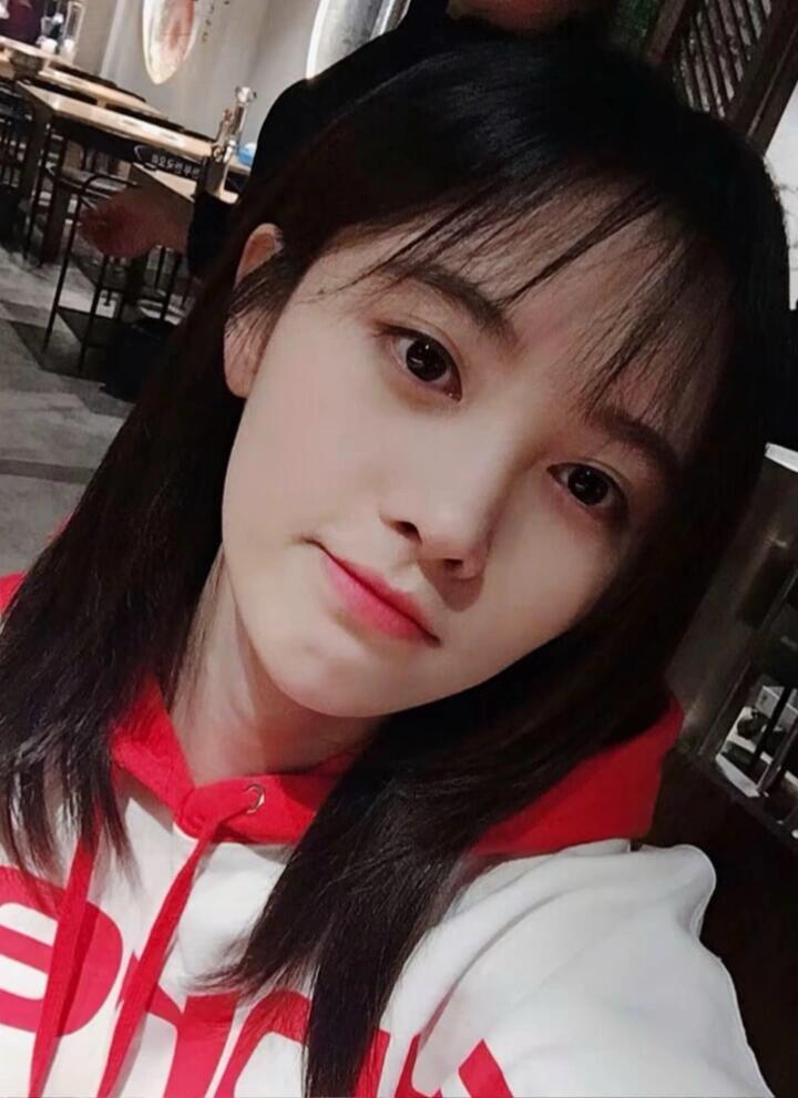 鞠婧祎粉丝保密协议到期了早期猪俊一 