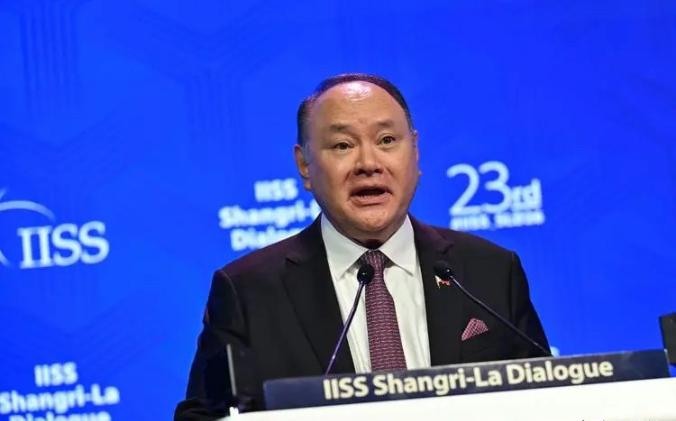 菲律宾炸锅了
万万没想到，菲律宾没等来中国的援助，反而等来了中国的制裁，对于他们
