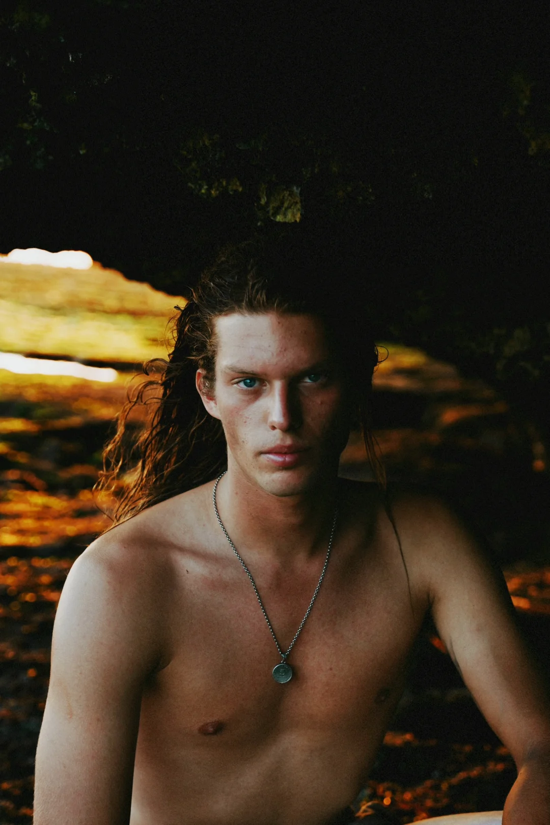 用我的镜头记录了这位24岁荷兰男孩的重生