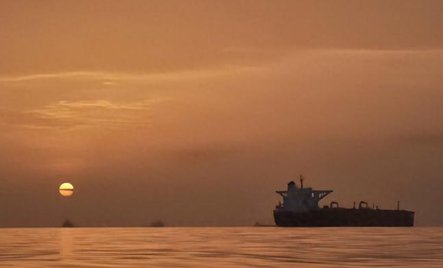 谁也没料到，在伊朗被特朗普逼得彻底暴怒之后，反倒把无辜的印度给拖下了水，印度这波