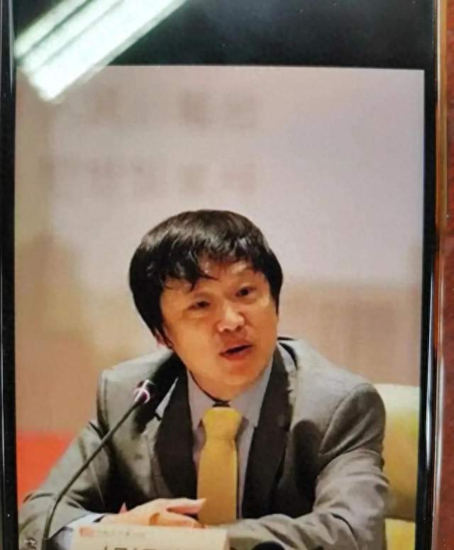 胡锡进反对驱逐英语主科：别用极端伤了教育公平