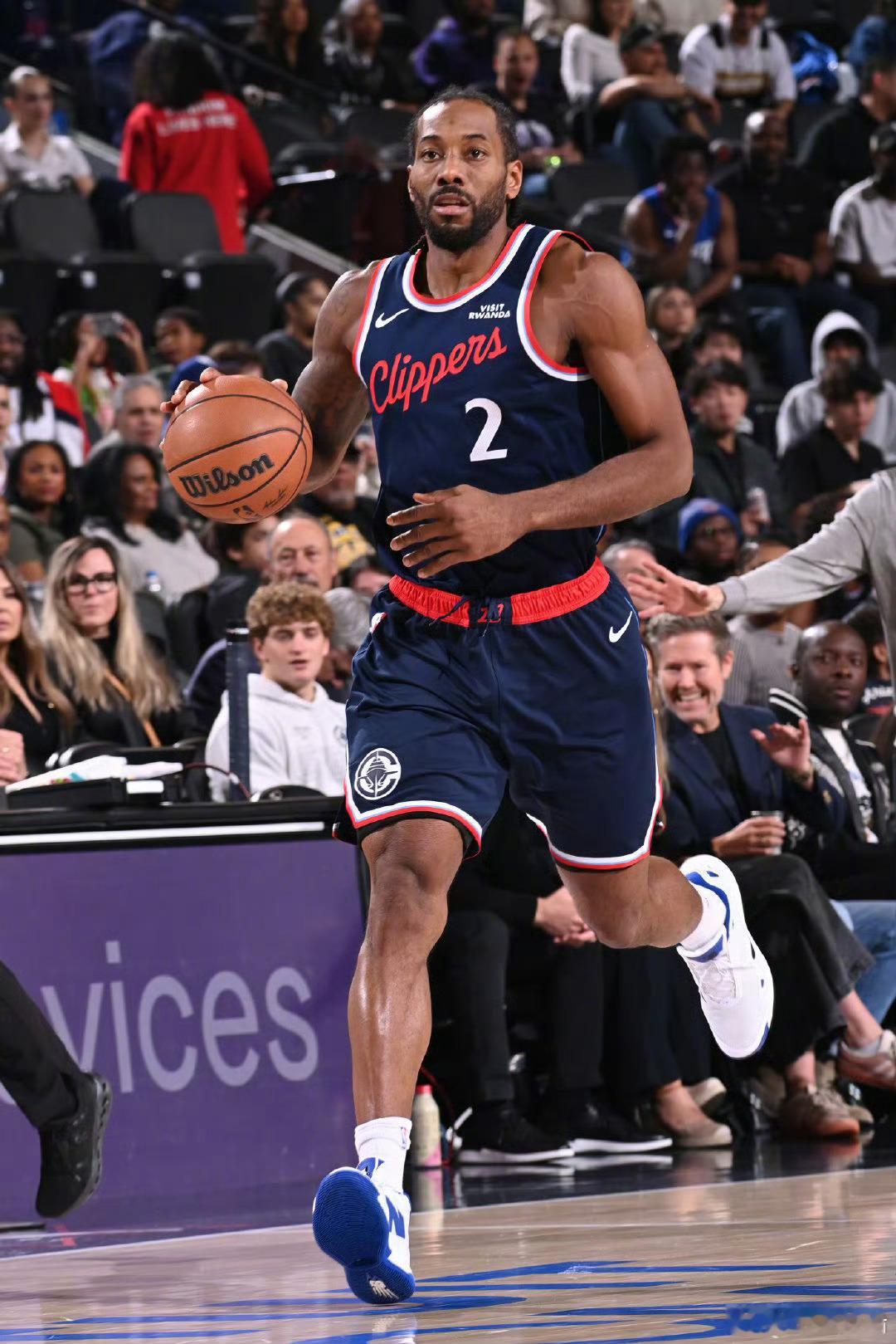 好消息！明天对湖人的比赛，小卡升级成出战成疑了！！！ 篮球年末狂欢季