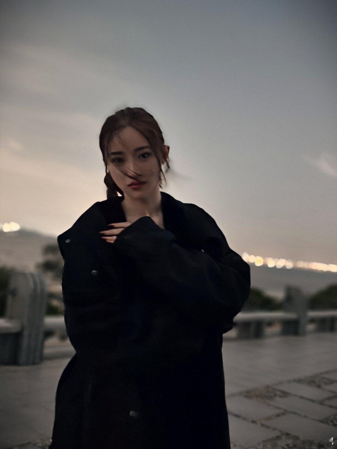 怎么能否定呢？在每一个感性的瞬间 ​​​