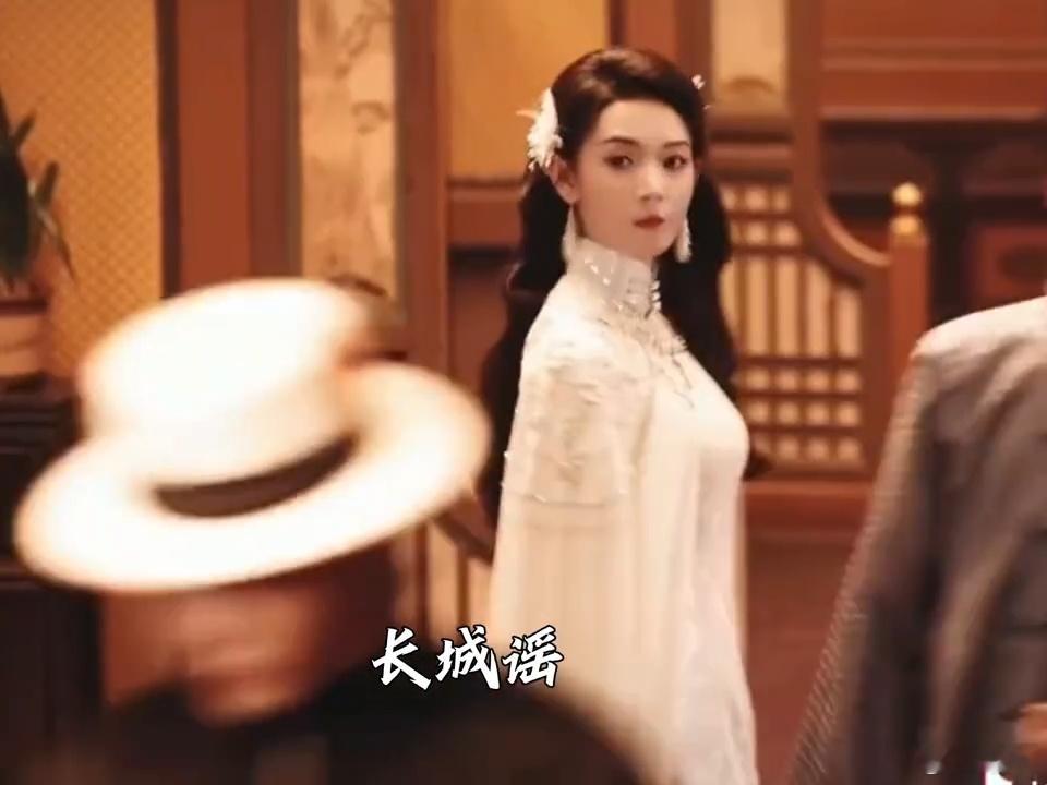 浪姐团建为陈瑶九门打call浪姐团建为陈瑶九门宣传九门今日开播姐妹同心聚力宣传，