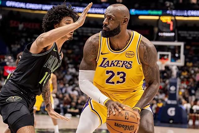 东契奇带队赢过马刺雄鹿没有詹姆斯，东契奇35+9+13+5带队赢*没有詹姆斯，东