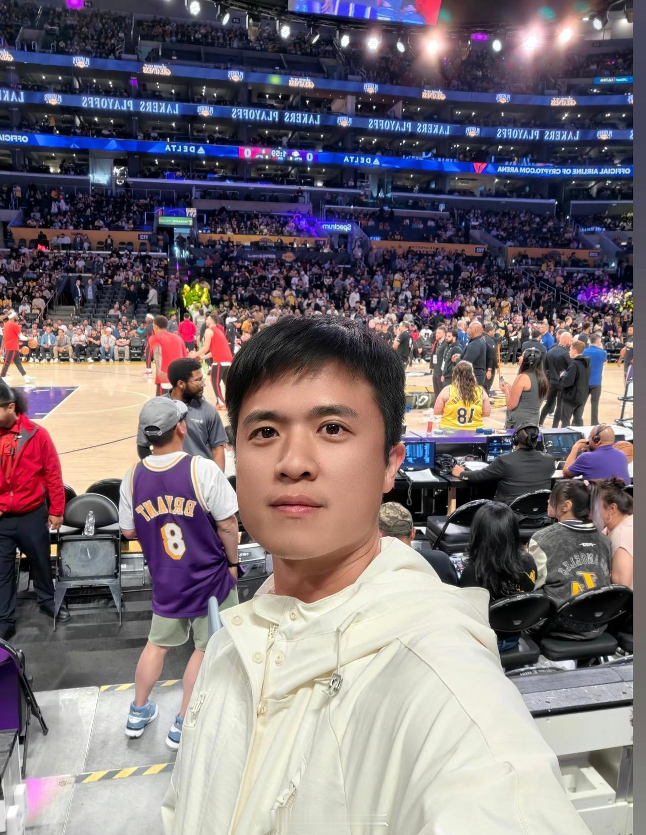 这个夏天，是我人生中热烈且珍贵的。
在美国看了NBA季后赛，也在墨西哥看过世界杯