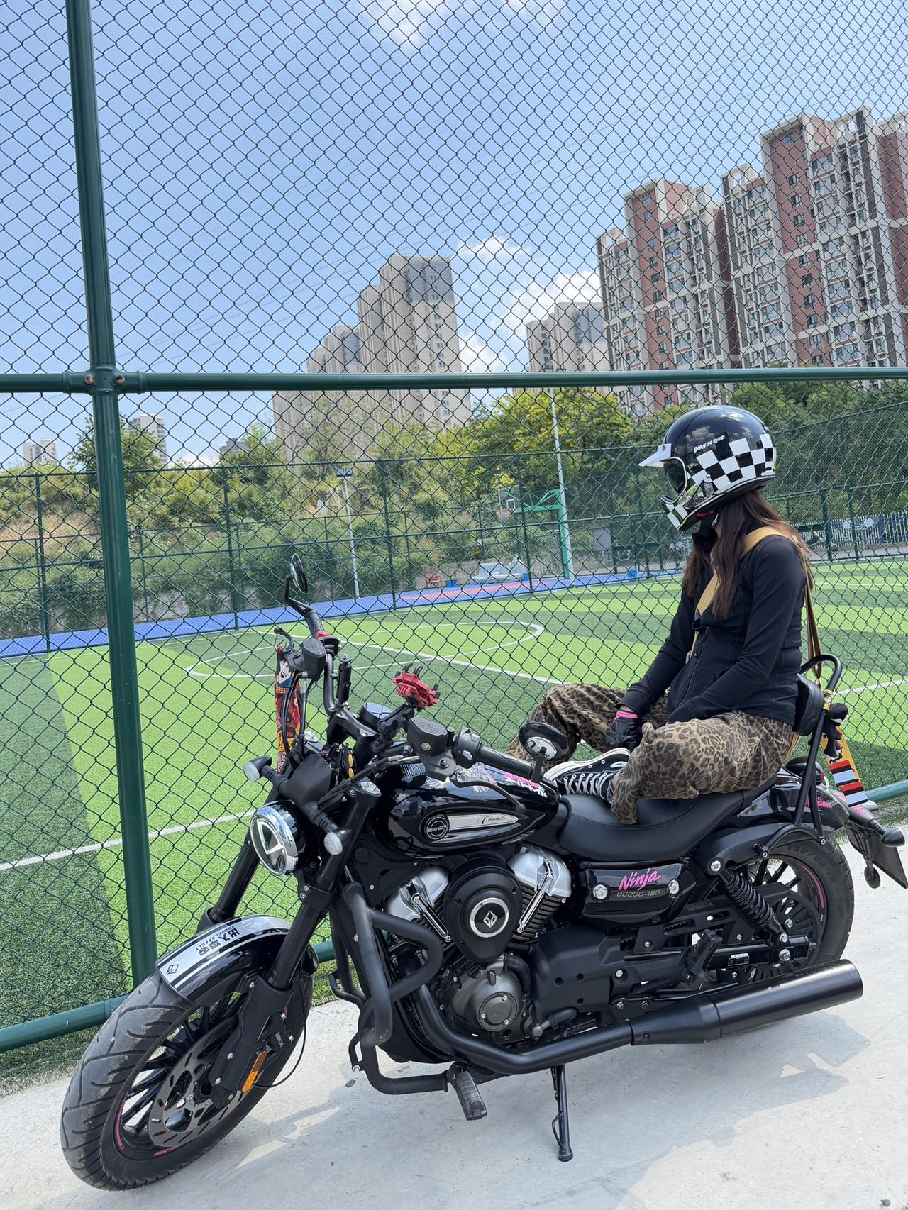 其实我最开始是喜欢仿赛的，但是试过巡航之后还是觉得巡航更舒服，不用像仿赛那么紧张