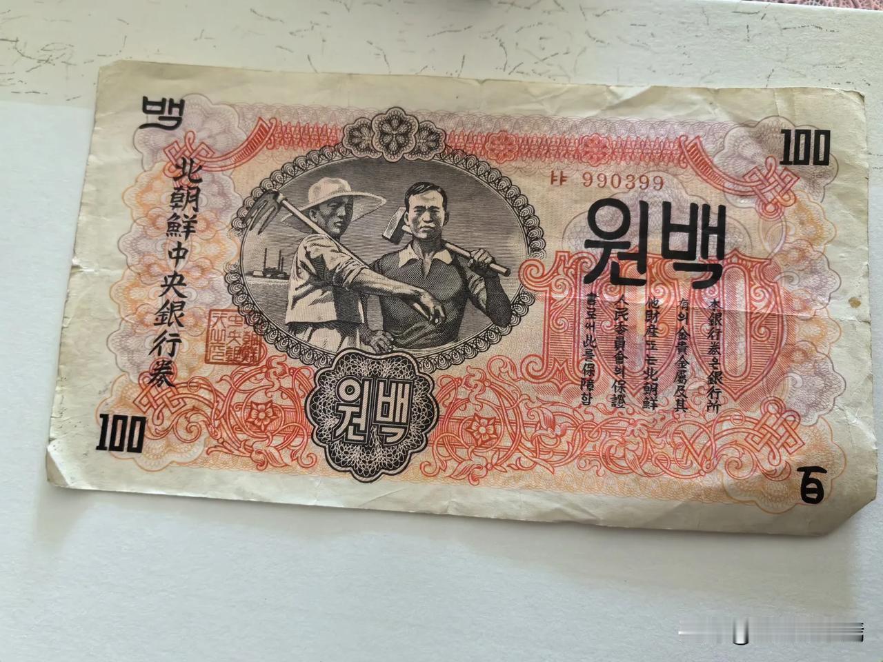 近日，扬州市新四军研究会抗战史研究者赴宝应县开展慰问新四军老兵及手印采集工作。采