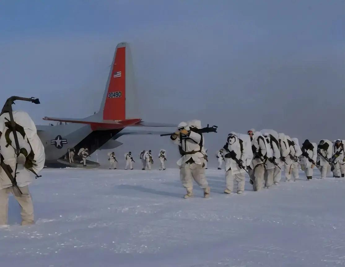 快讯！
北约突然宣布了。
近期，在挪威奥斯陆，北约对外说要把极地训练做一次大调整