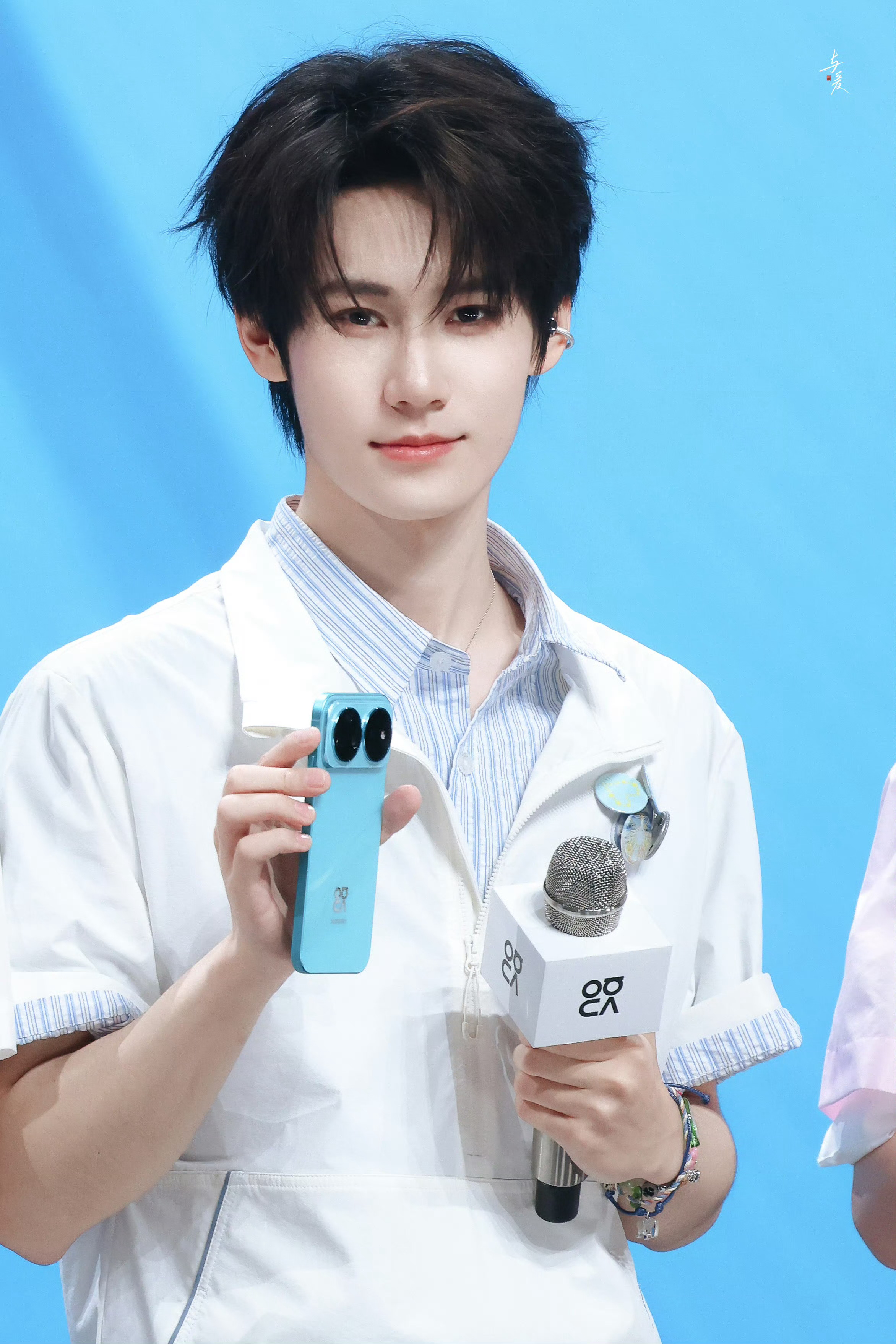 张真源 💚张真源奔跑吧💚张真源HUAWEI nova代言人“人们总是高谈阔论