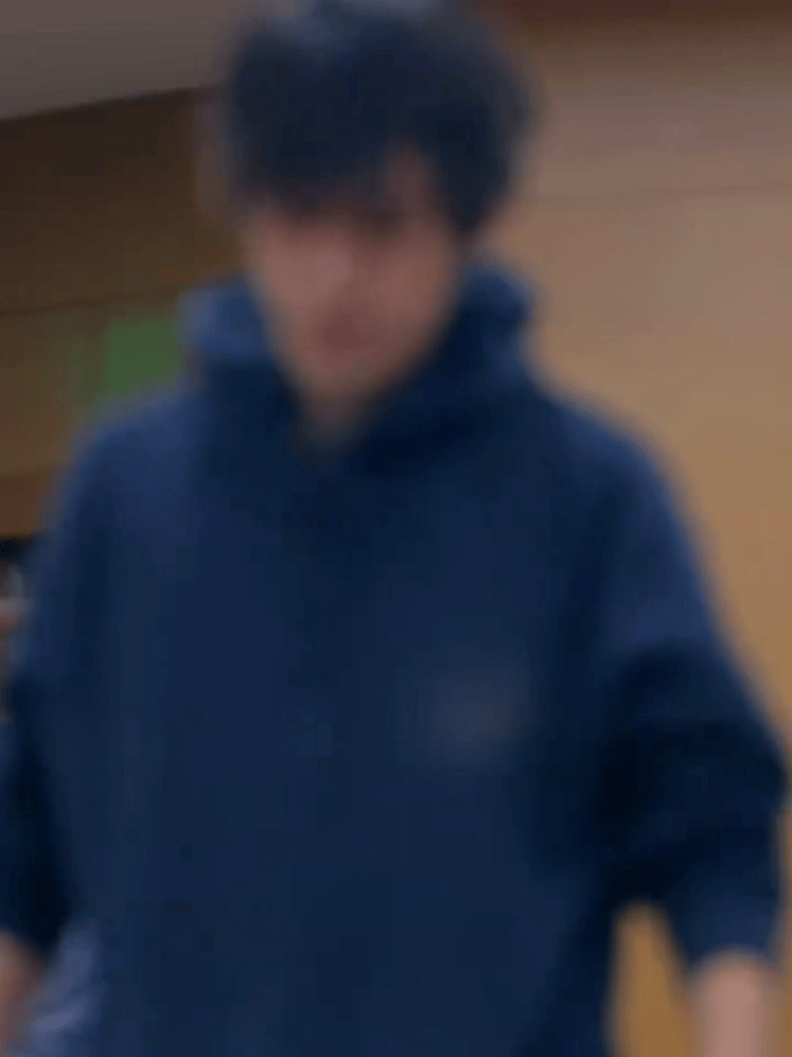 说只爱你，就只爱你。 
