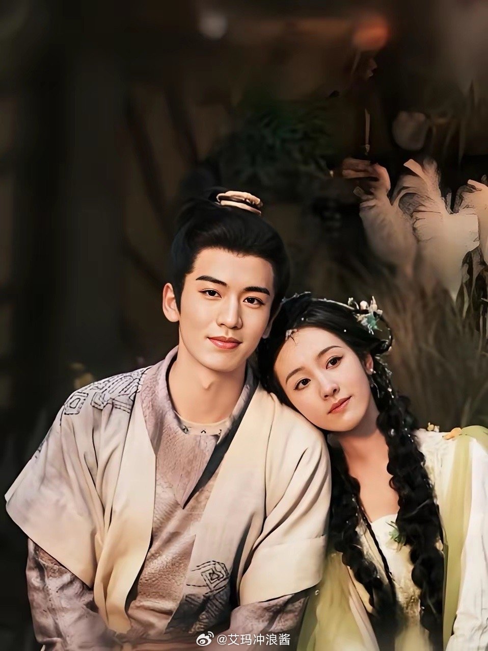 盘点和张凌赫合作过的8位女演员，跟谁更有cp感？张凌赫&赵今麦：《琥珀樱桃》《度