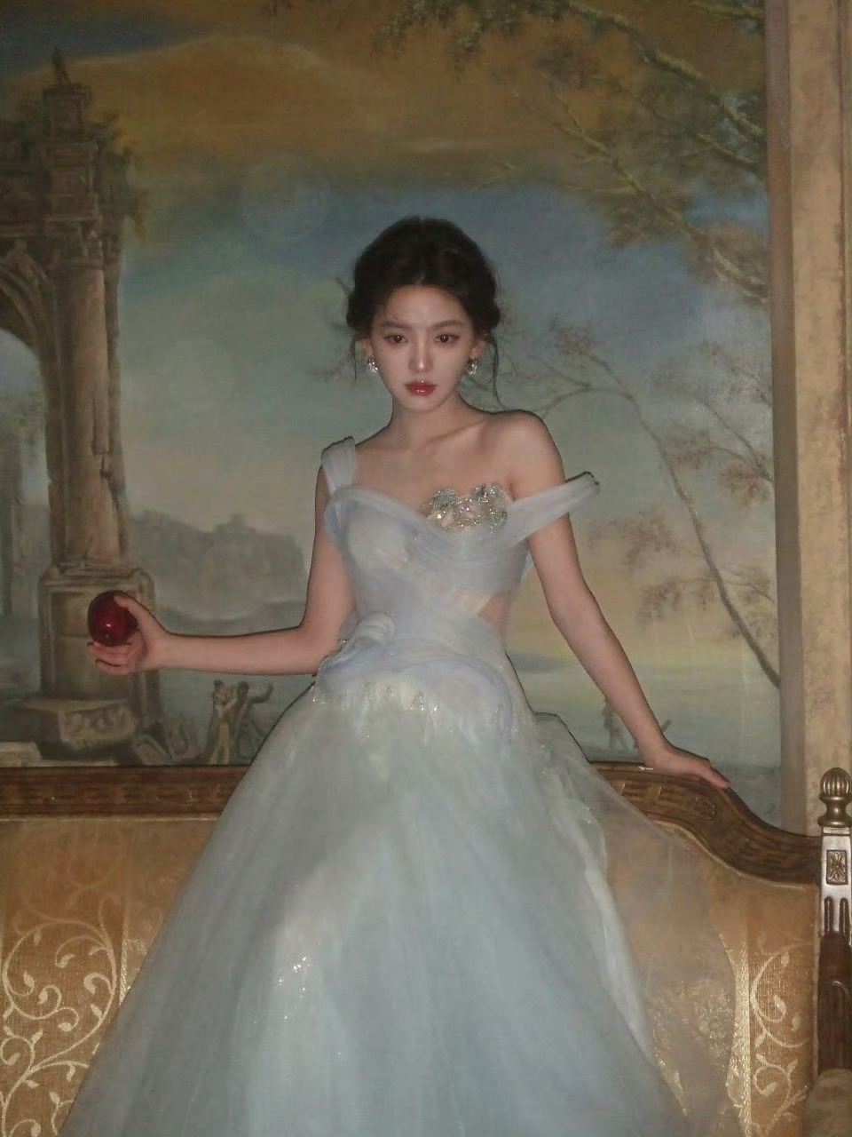 我家爱豆说啥了 “未来的路上，好好爱自己，好好珍惜自己”            