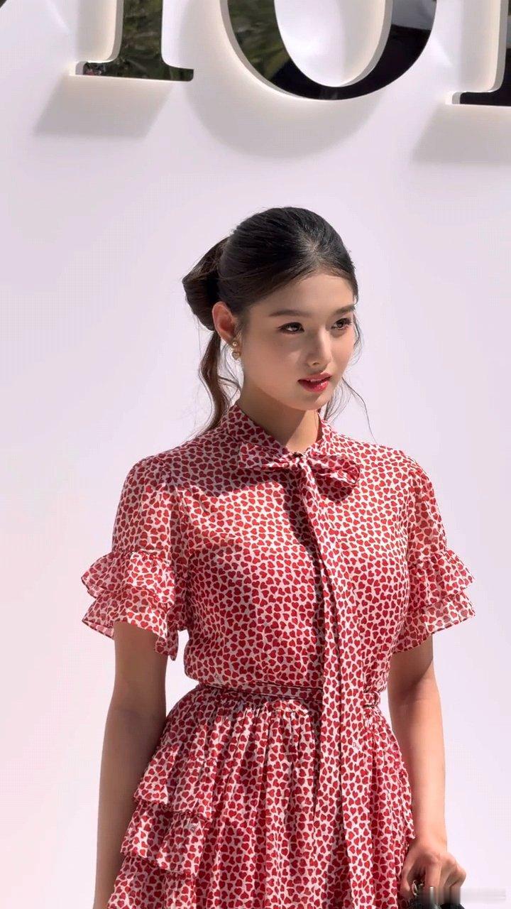李昀锐王楚然艾米dior线下活动李昀锐王楚然艾米深圳线下活动 李昀锐、王楚然、艾