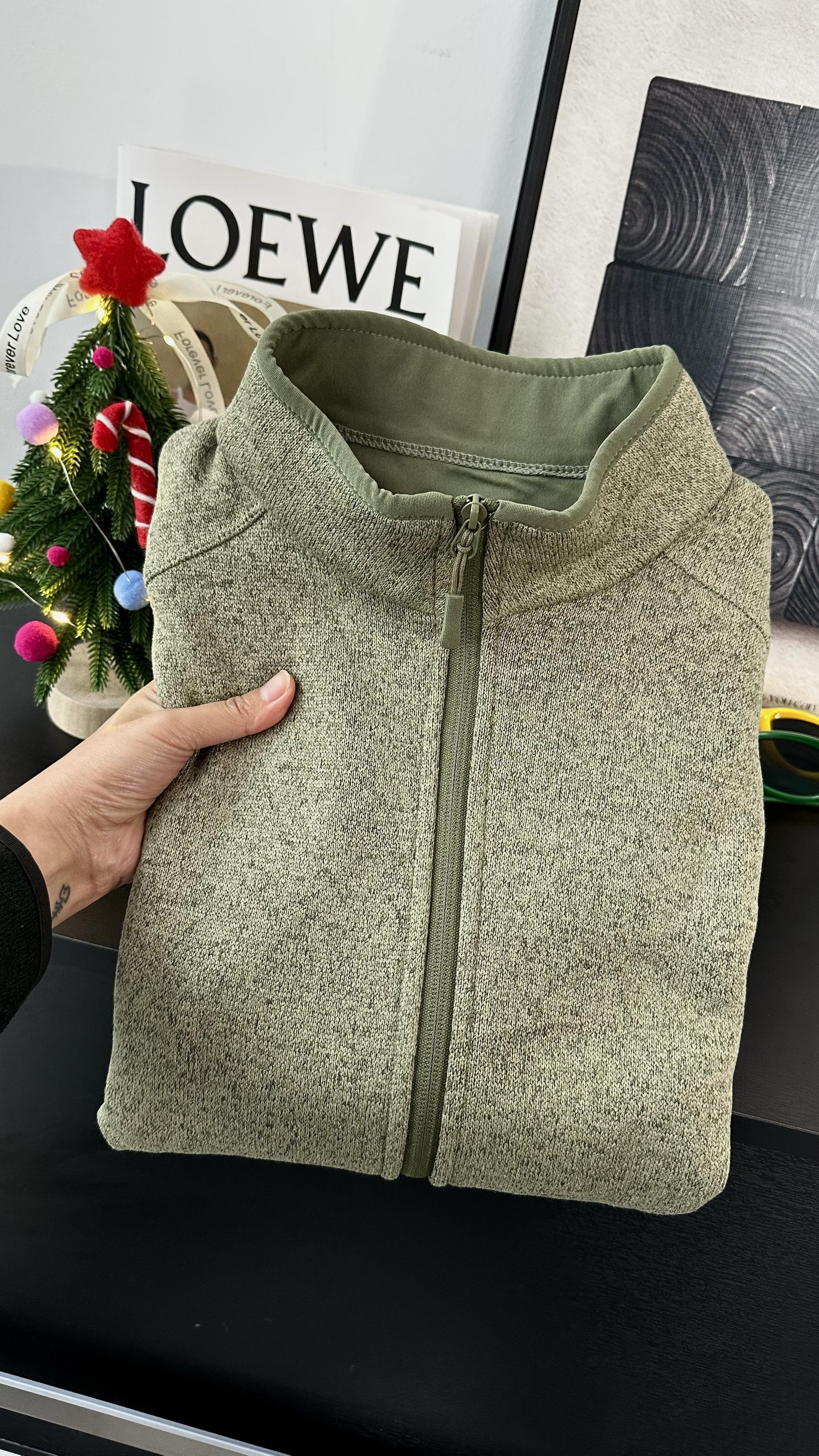 “幽雾绿”也太有圣诞的氛围了！