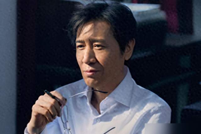 央视新剧：娃抱错30年！亲妈追剧直呼：这演的是我家吧？