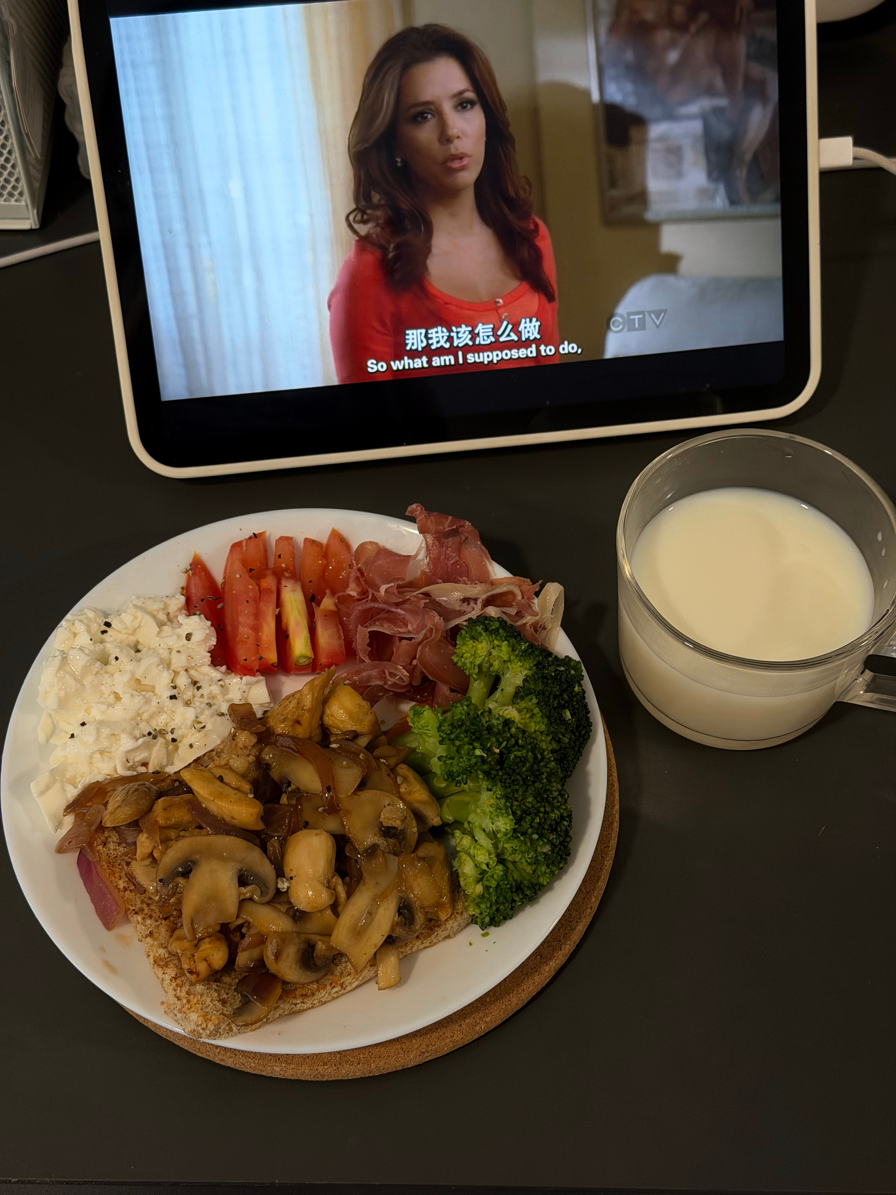 哇塞哇塞 ok从前天开始11点之前上床睡觉，醒来完全精神抖擞。我现在完全爱上鸡蛋