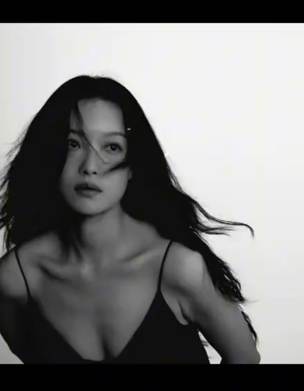 我的大脑告诉我再看这种东西就向免疫系统公布我的眼睛坐标 ​​​
