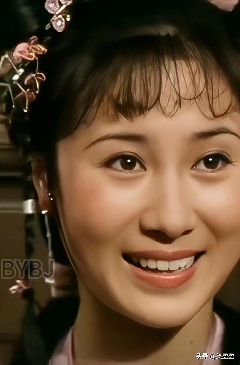 她是最美牧羊女，18岁凭借《少林寺》一夜成名，曾被李连杰拒绝，巅峰时移民国外，弃