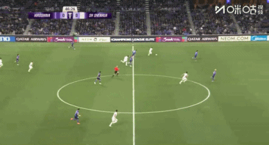 特谢拉这脚球，看得我差点把手里的茶杯捏碎。
 
左路拿球，那股劲儿就起来了，一路