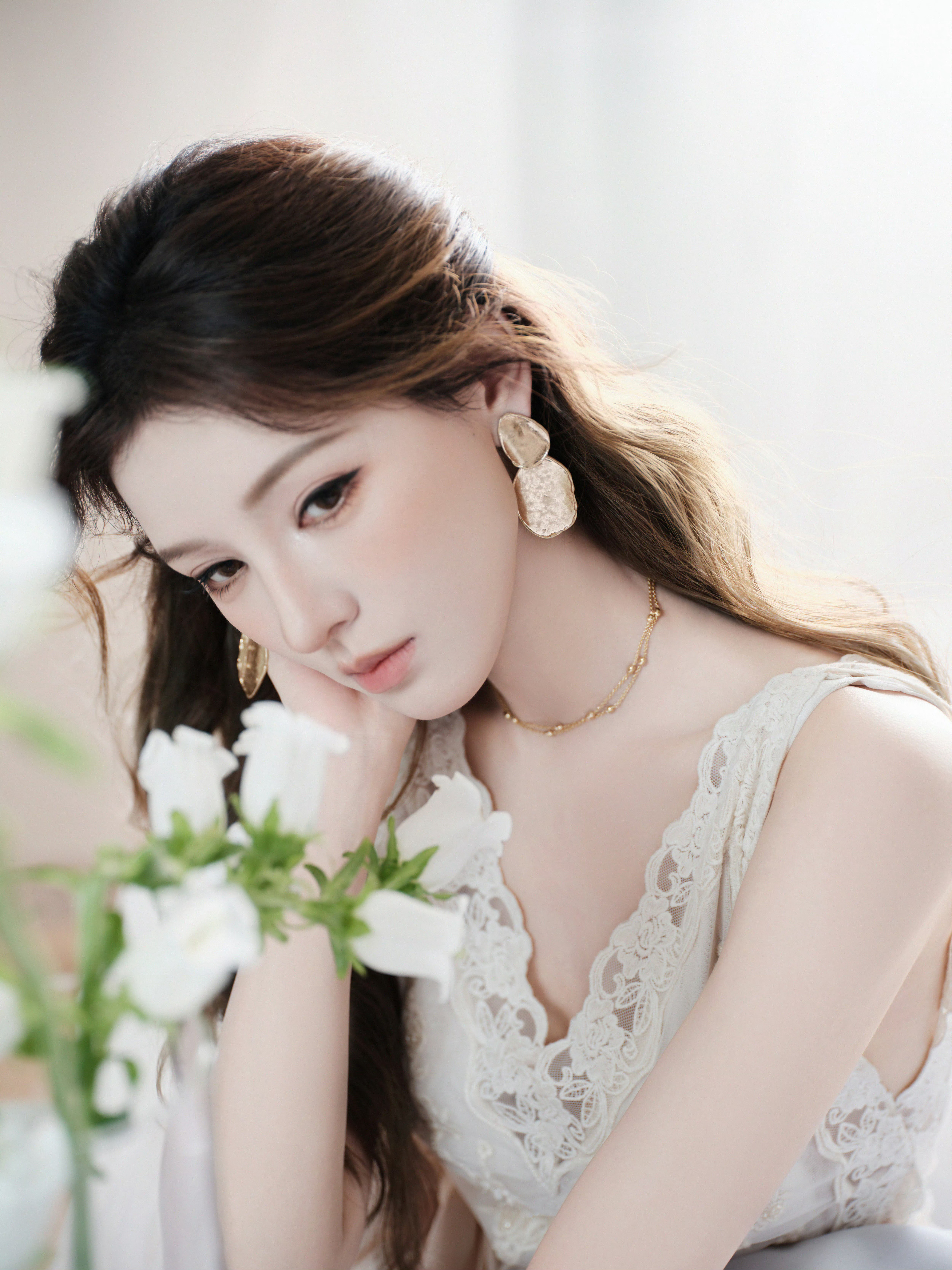 张予曦耳环好大 可是她脸也好小啊