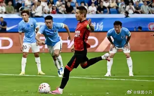 韦世豪读秒绝杀上演梅开二度 韦世豪读秒绝杀上演梅开二度，成都蓉城客场3-2险胜十