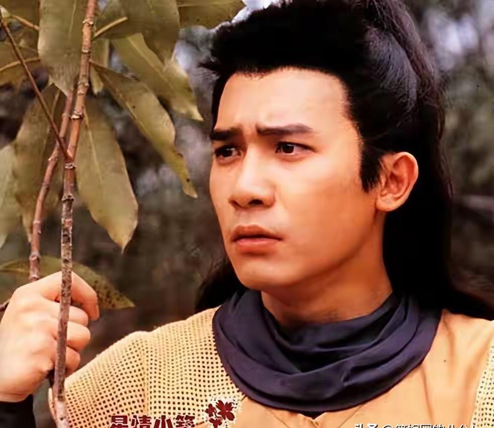 活久见！
梁朝伟竟然真的“下凡”拍电视剧了，而且一上来就要演连环杀手！
时隔37