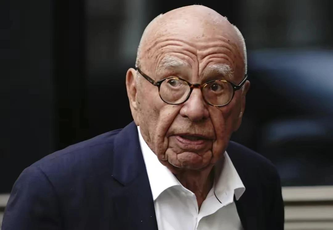 92岁的传媒大亨默多克又要结婚了！令人想不到的是，这次的新娘子是他的前夫人邓文迪