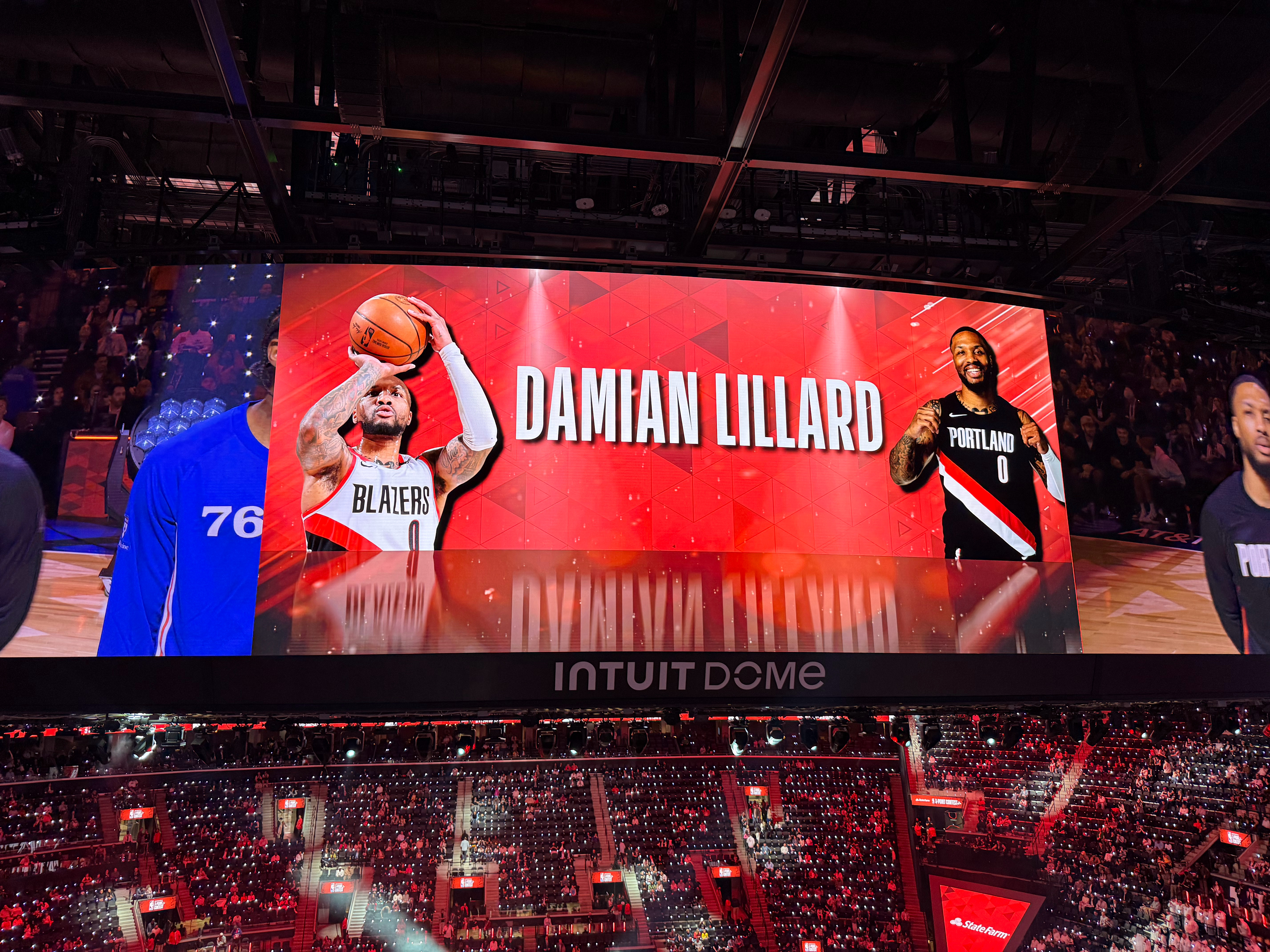 赛季报销的利拉德拿了NBA全明星三分大赛冠军！哇哦！这就为三分大赛而生的球员 