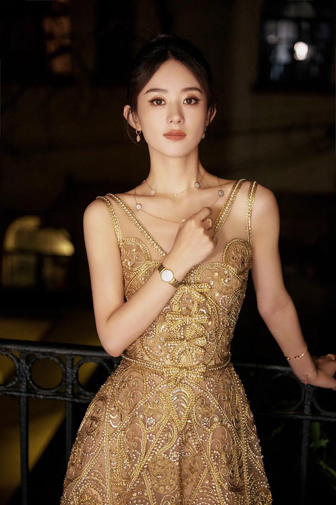 赵丽颖这状态真的绝，完全看不出快要四十岁，妥妥逆生长天花板！ 
