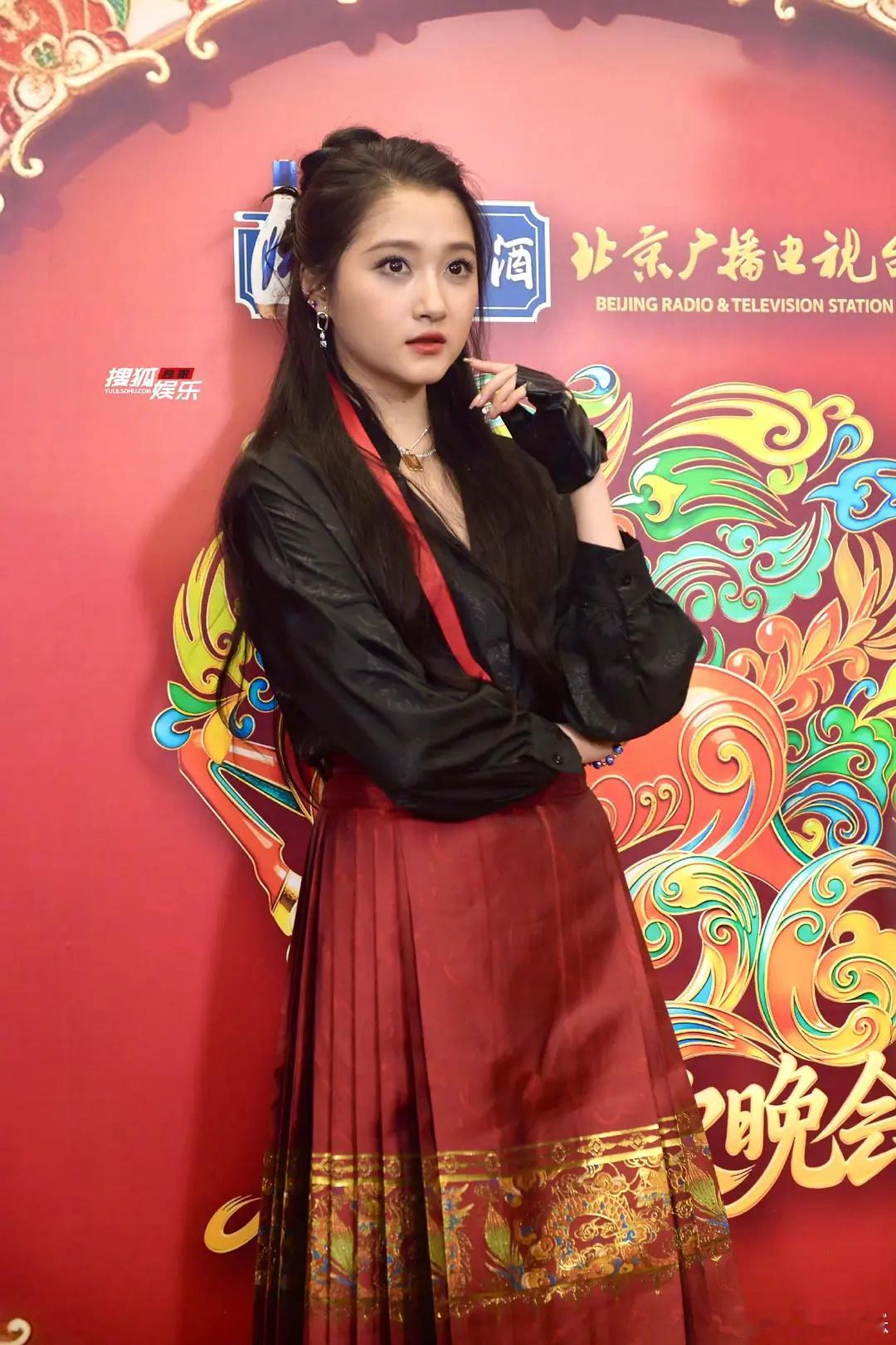 怨不到造型师头上这真是脸的问题 