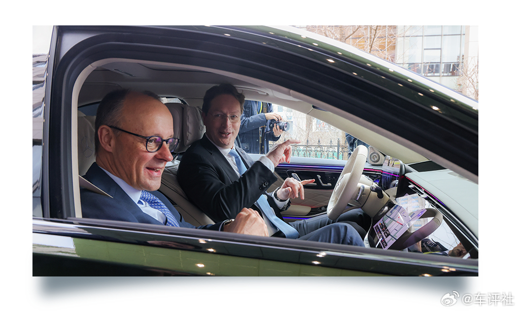 大v聊车 【奔驰与Momenta深化合作】近日，梅赛德斯-奔驰中国与Moment