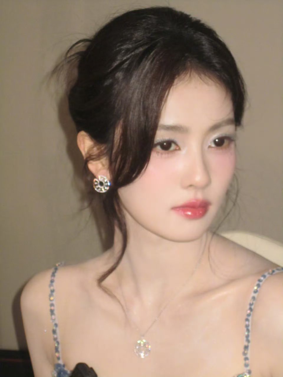 白鹿～～精致容颜白鹿白鹿[超话]明星 ​​​