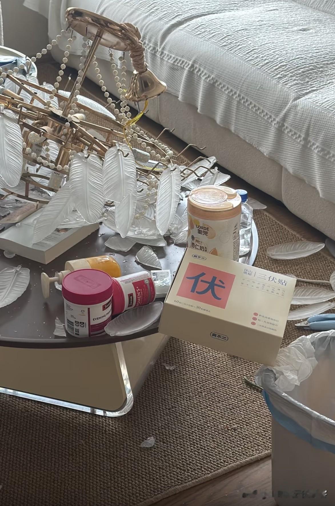 看新闻报道，日本今天地震了，同时说浙江杭州这边也有震感。



吃午饭的时候，没