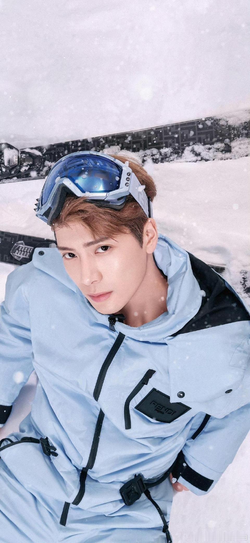 能比得过王嘉尔的只有王嘉尔 王嘉尔用行动诠释“人生要多尝试”！从顶级运动员到偶像